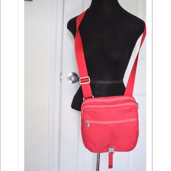 Eddie Bauer cross body bag - Picture 8 of 8